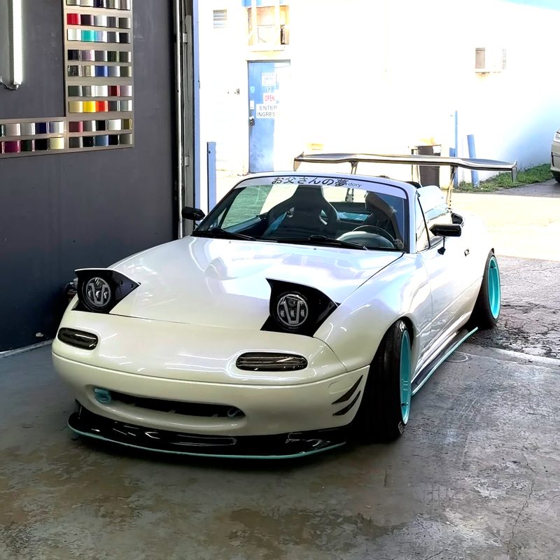 Custom white Mazda Miata